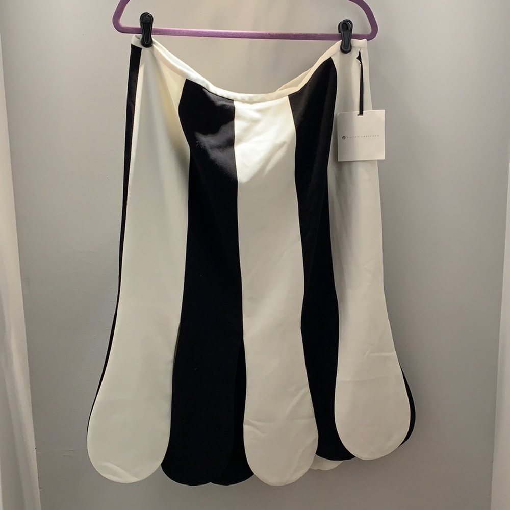 Victoria Beckham for Target B&W tulip skirt 16